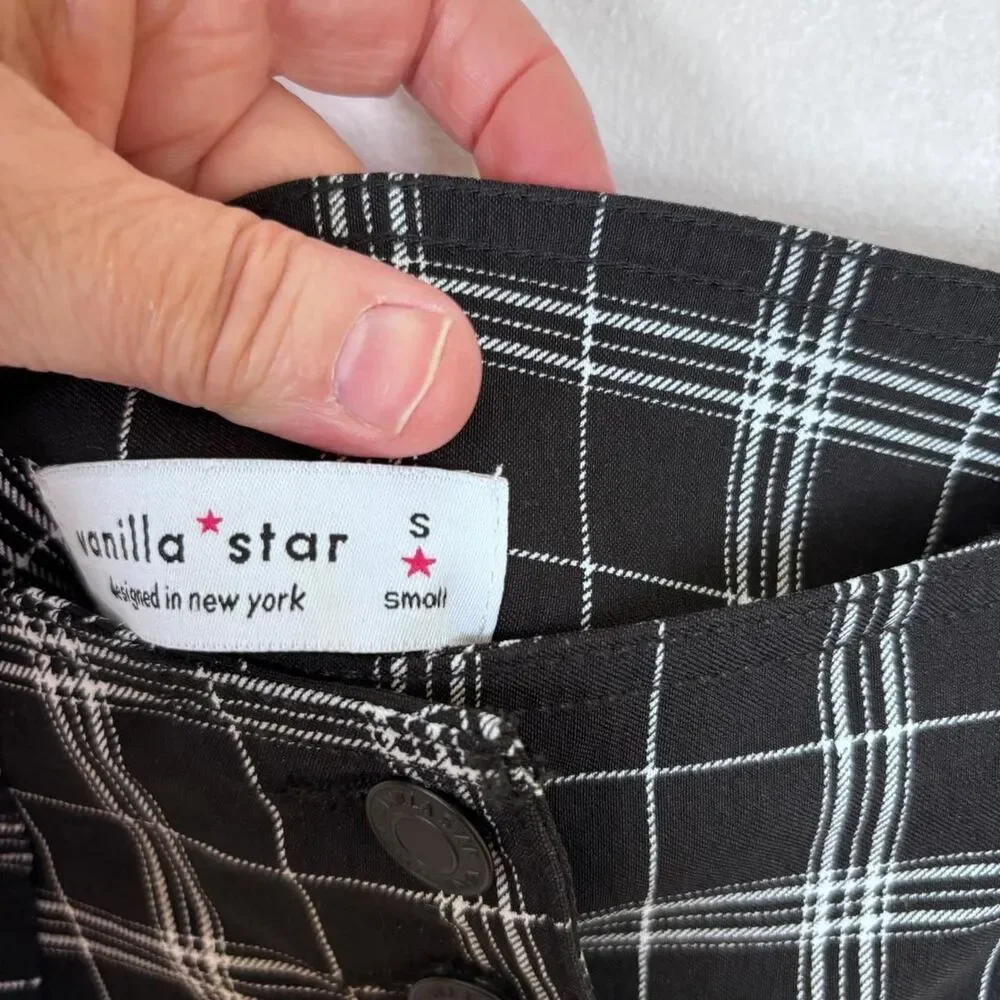 VTG Y2K‎ Plaid Mini Skirt Pleated Button Front Black White Sz Small Vanilla Star